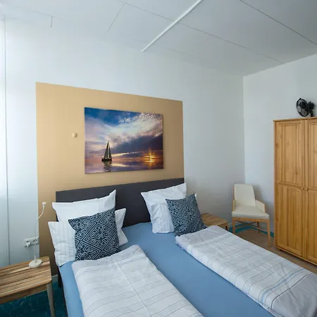 Aqua Hotel 3*