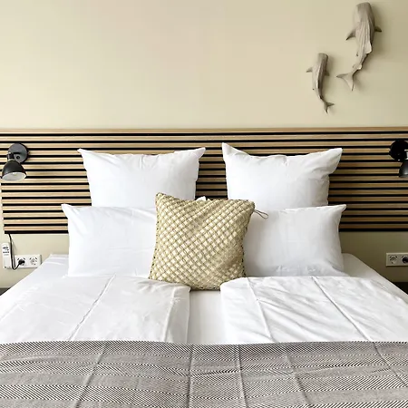Aqua Hotel 3*