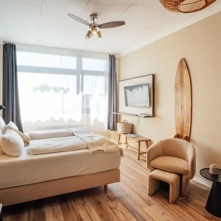Aqua Hotel 3*