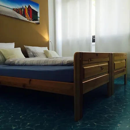 Aqua Hotel 3*